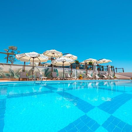 Feniks Hotel Алания Экстерьер фото