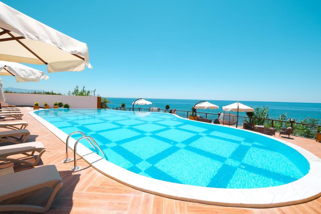 Feniks Hotel Алания Экстерьер фото