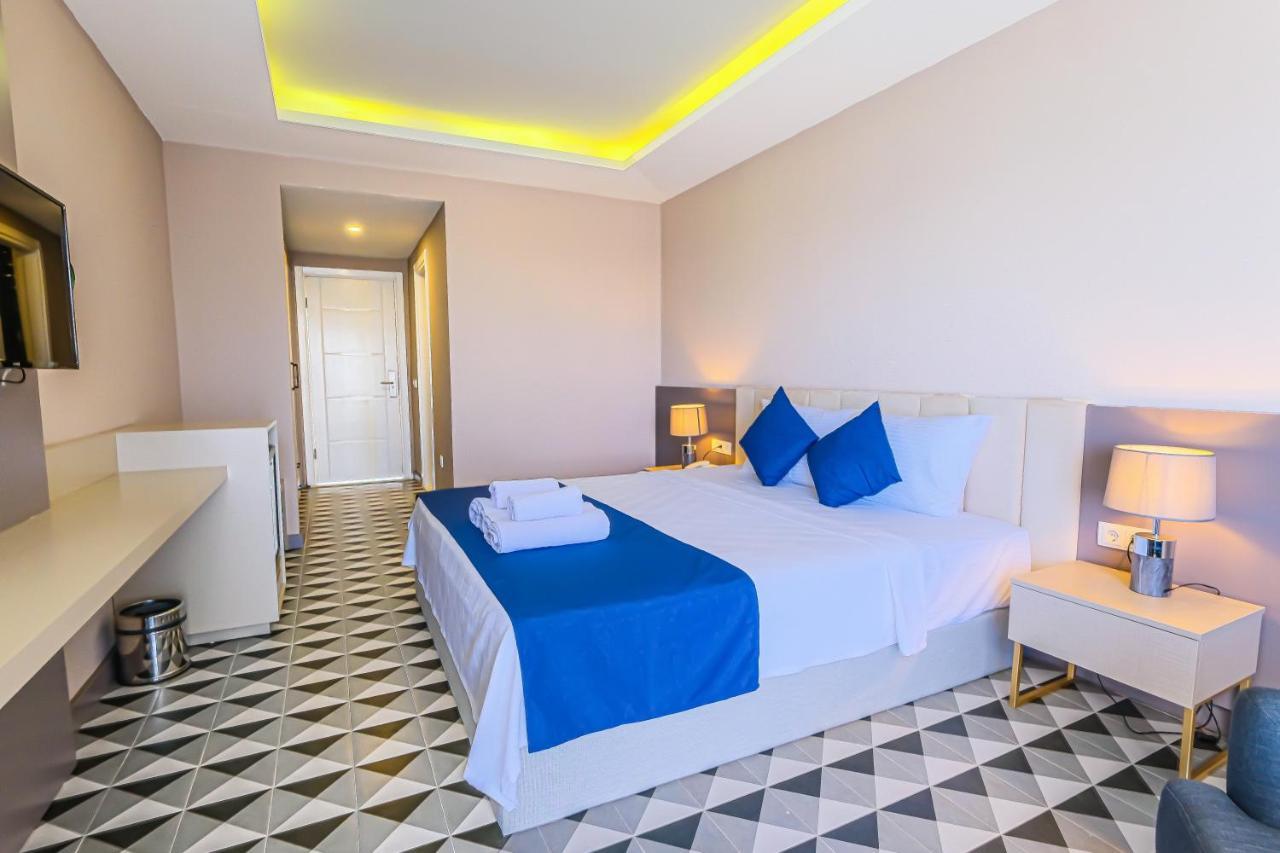 Feniks Hotel Алания Экстерьер фото